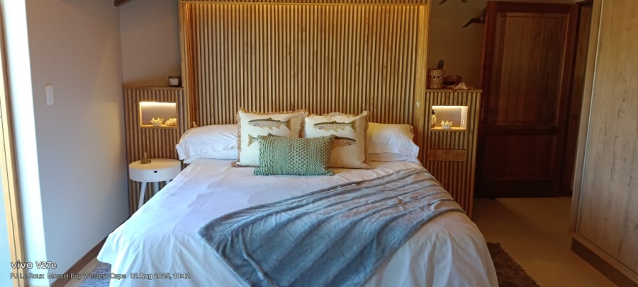 7 Bedroom Property for Sale in Dana Bay Western Cape